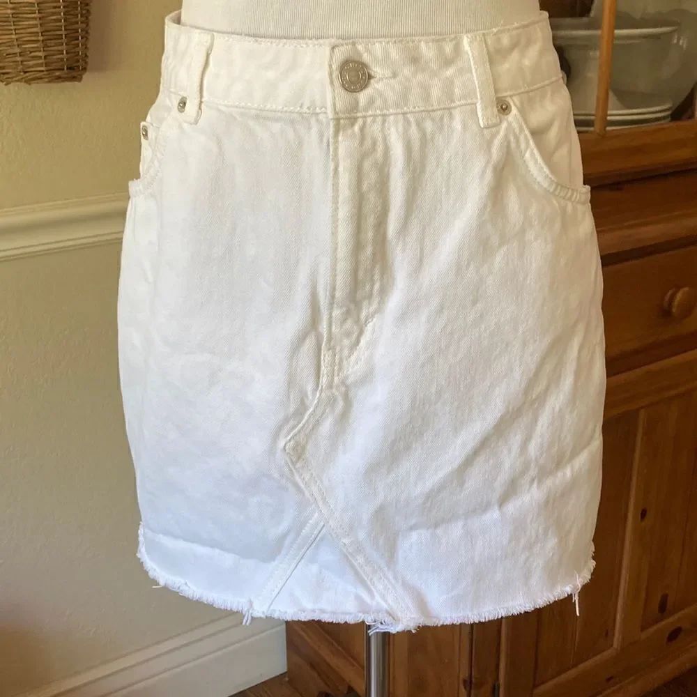 Topshop Motto Five Pocket White Denim Jean Skirt Size 8